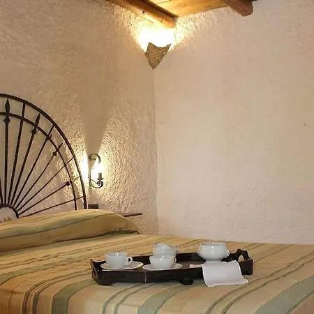 Scuderia Grande Apartment Trapani